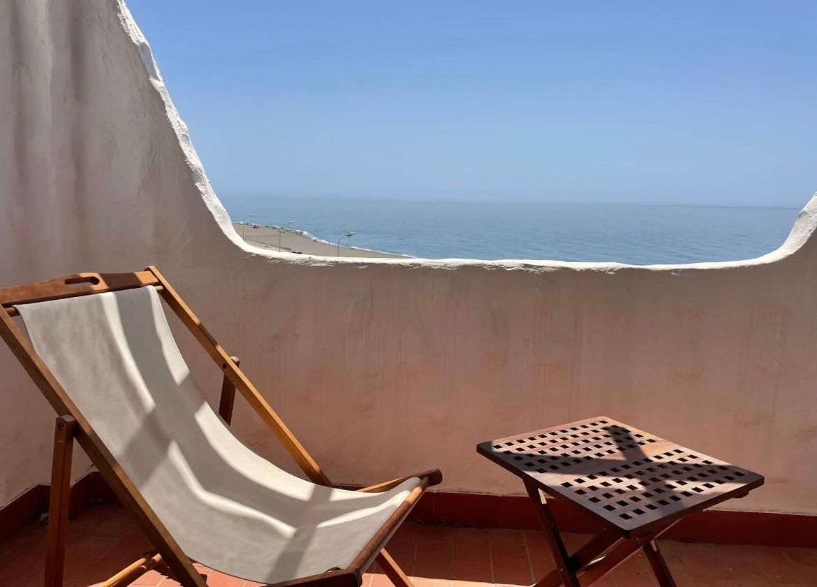Atico Sobre El Mar Appartement Benajarafe Buitenkant foto