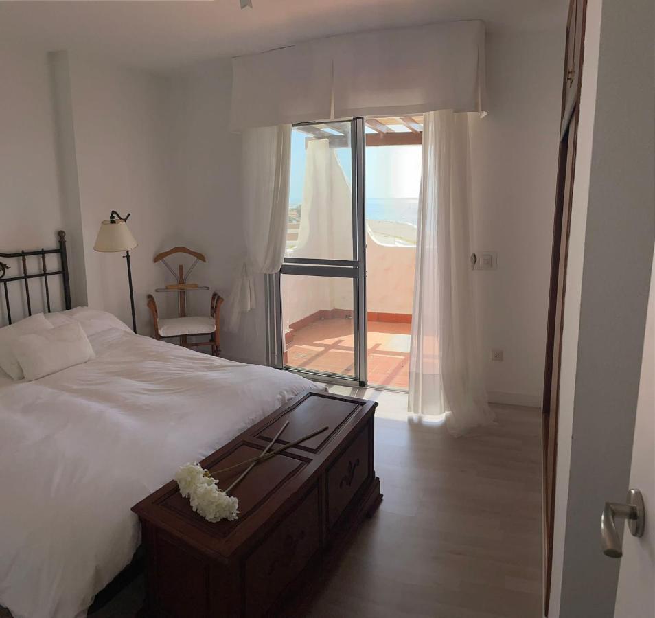 Atico Sobre El Mar Appartement Benajarafe Buitenkant foto