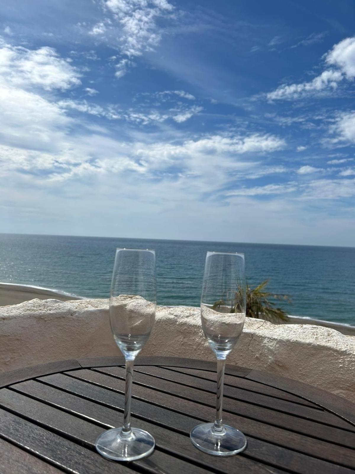 Atico Sobre El Mar Appartement Benajarafe Buitenkant foto